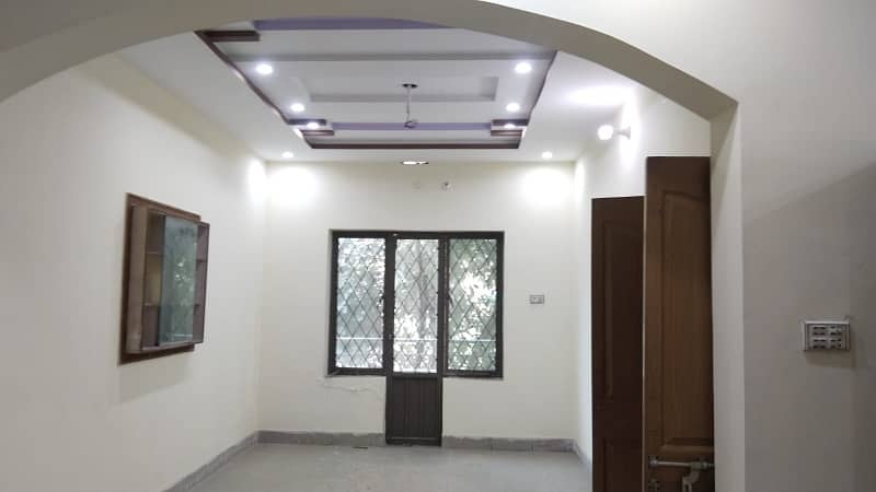 10 Marla Vip Semi Commercial House For Sale 5