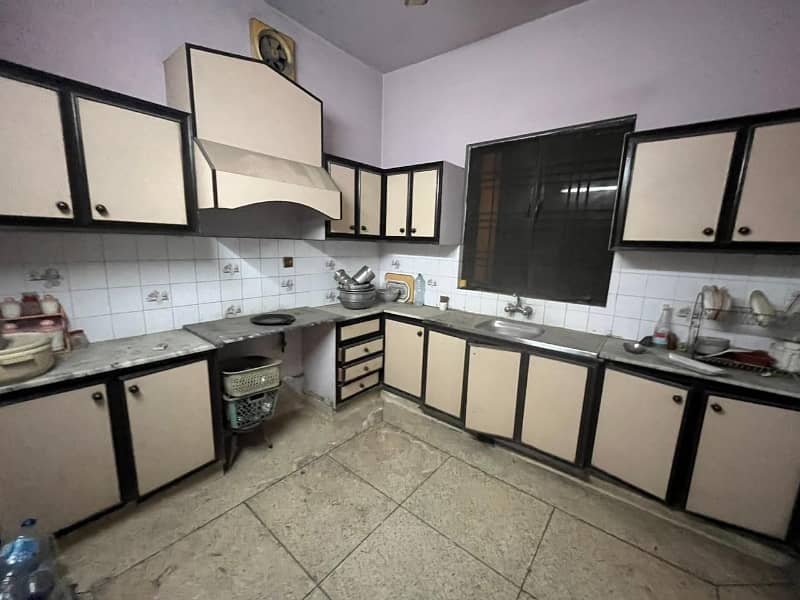 10 Marla VIP Location Big Front Fully Marble Tiled House For Sale 11