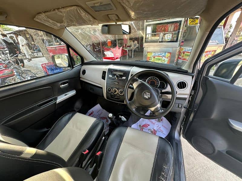 Suzuki Wagon R 2018 12