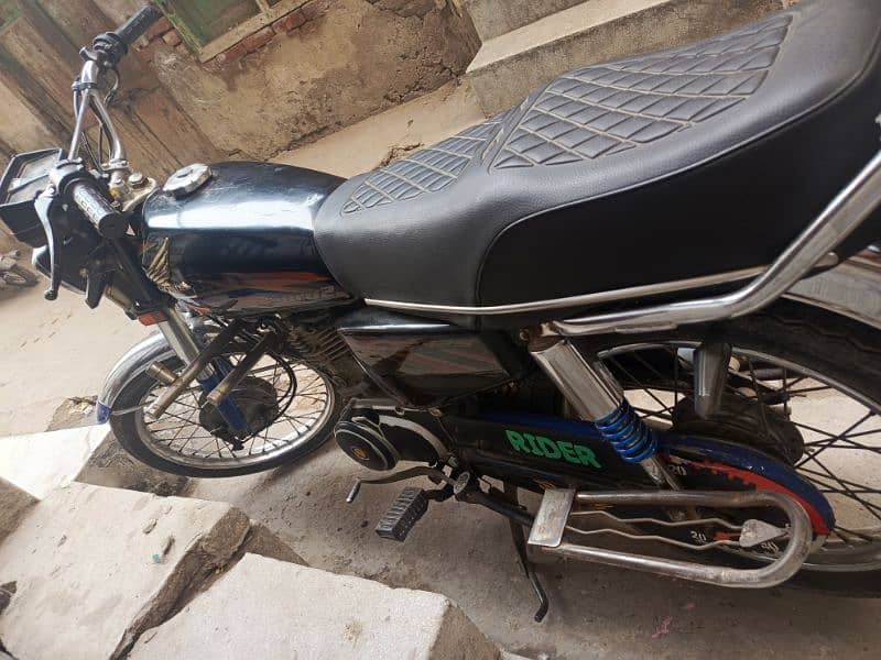 Honda 125 need for money 1