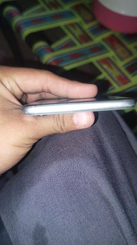 iphone 6plus for sell 10/10 condition Memory 128 gp in silver colur 5