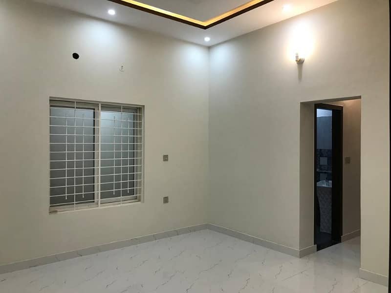 12 Marla Upper Portion For Rent In Military Account Main College Road Lhr 5