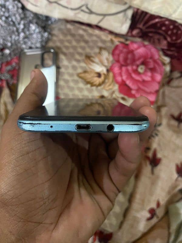 Infinix hot 11 4/64 all okay 0