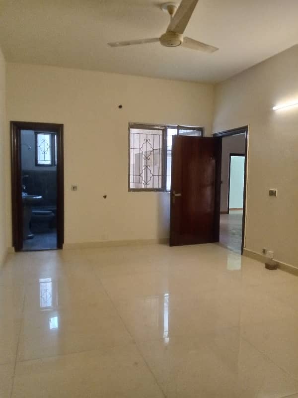 Gulberg 3 22 Marla Double Storey New House Available For Rent 5