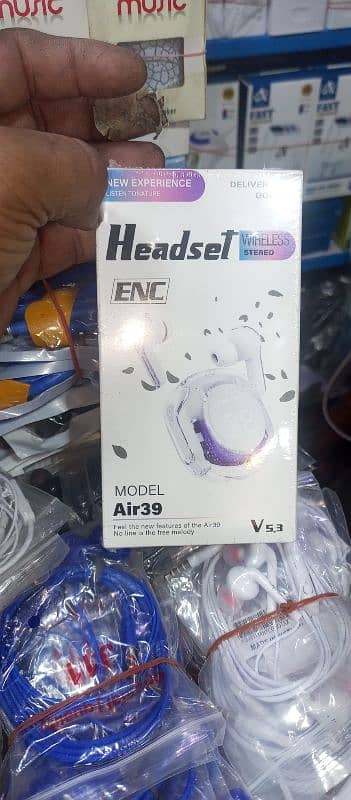 AIR A39 WIRELESS AIRBUDS ,4 din use 8