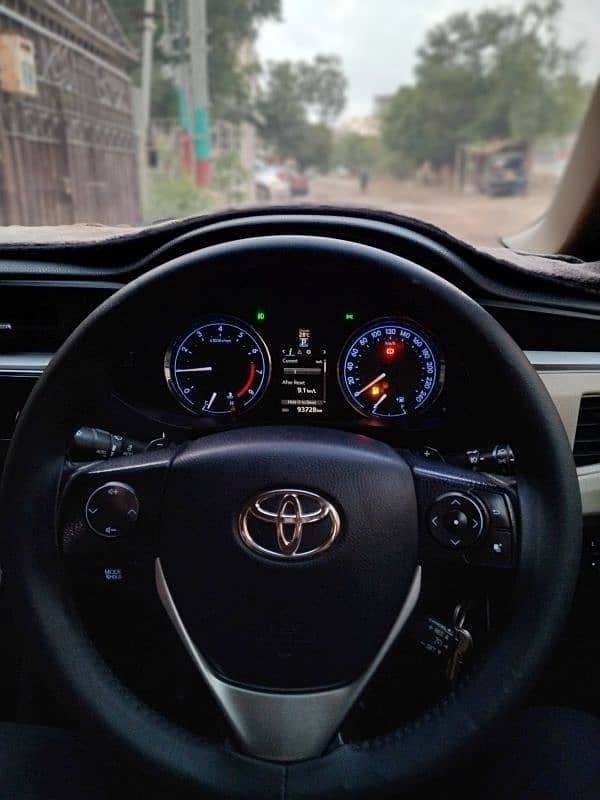 Toyota Altis Grande 2017 5