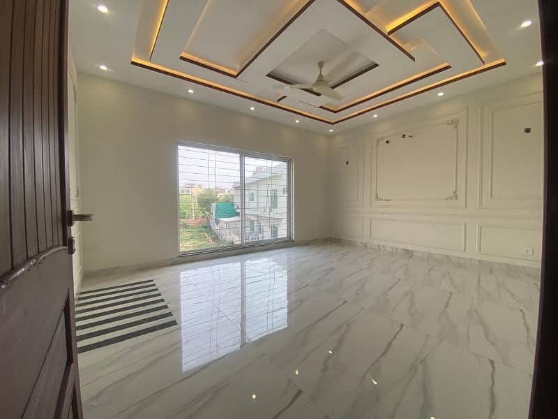 1 KANAL Brand New House Is For Rent 9