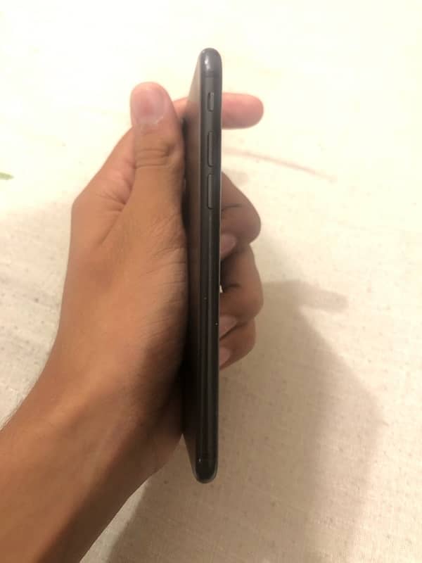 Iphone 7 NON-PTA 128 GB 3