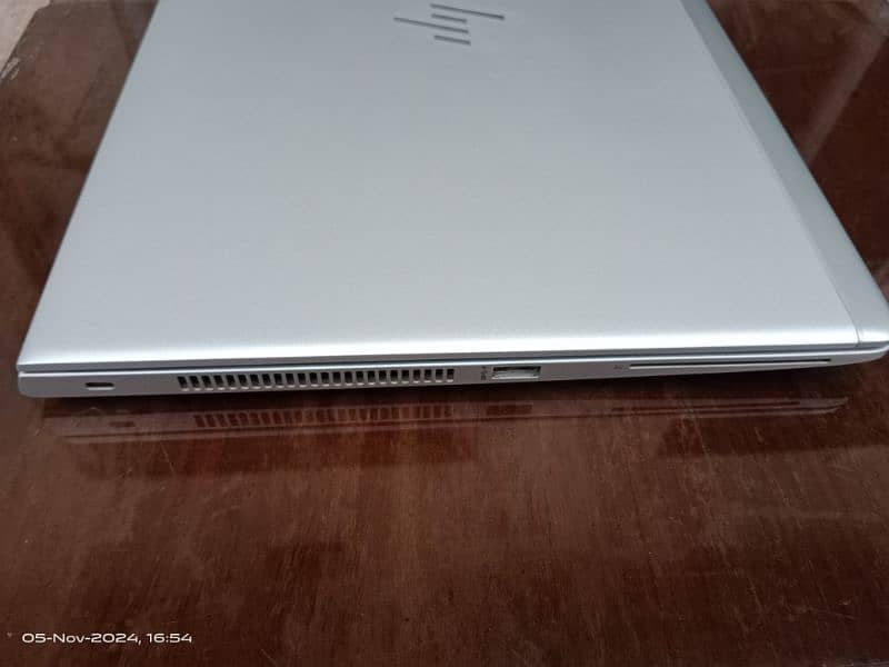 hp  elitebook laptop i5 g8 2