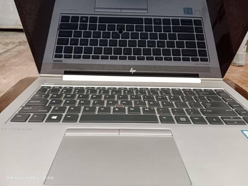 hp  elitebook laptop i5 g8 7