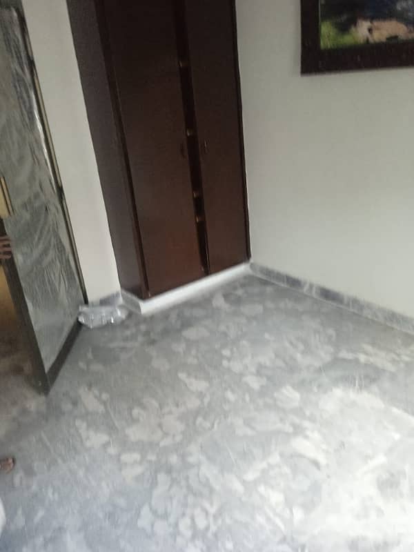 11 Marla House In Allama Iqbal Town Of Lahore Is Available For Sale 8