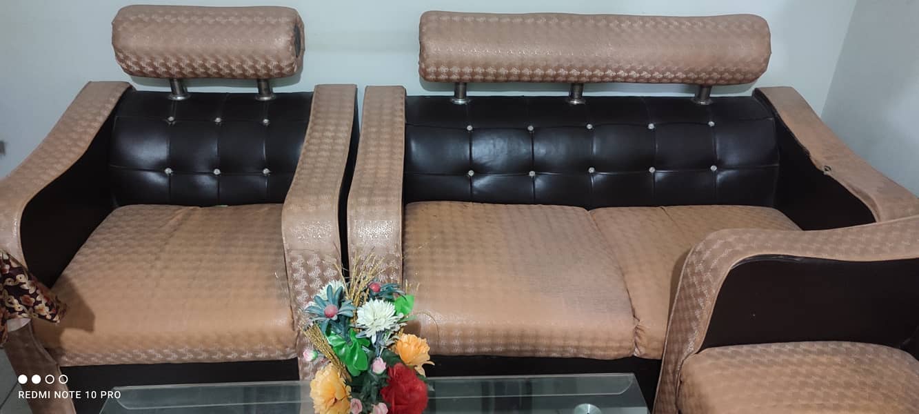 Four Seaters Sofa Set With Clean Glass Table 3