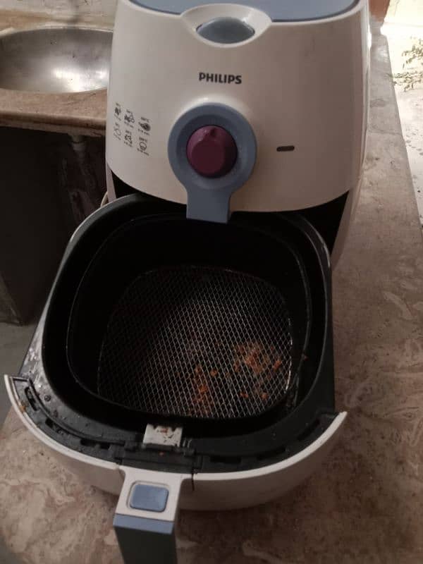 Air Fryer Philip for sale best price HD9220 chips v220  oven microwave 5