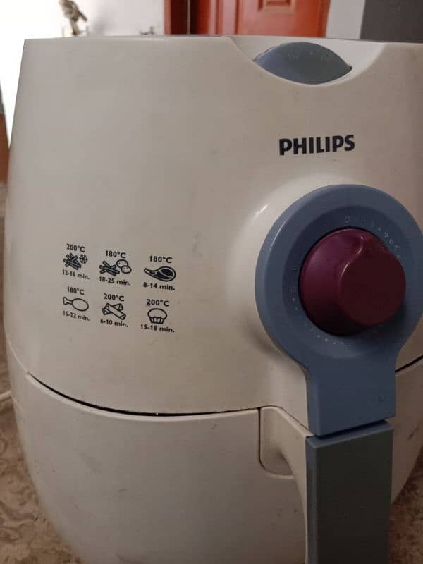 Air Fryer Philip for sale best price HD9220 chips v220  oven microwave 6