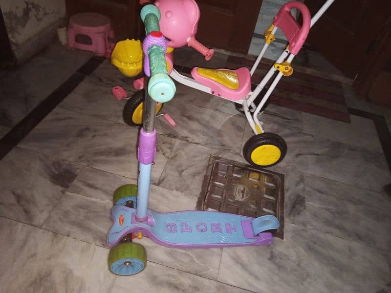 Scooty and tricycle for sale. 12k for both 3