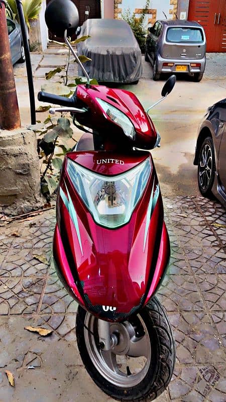 United 100cc Scooty | Automatic Scooter | 2023 Model 2