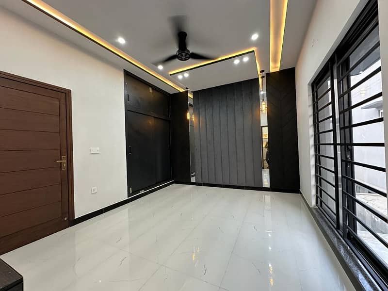 Gorgeous 5 Marla House For rent Available In Bahria Town - Sector E 5