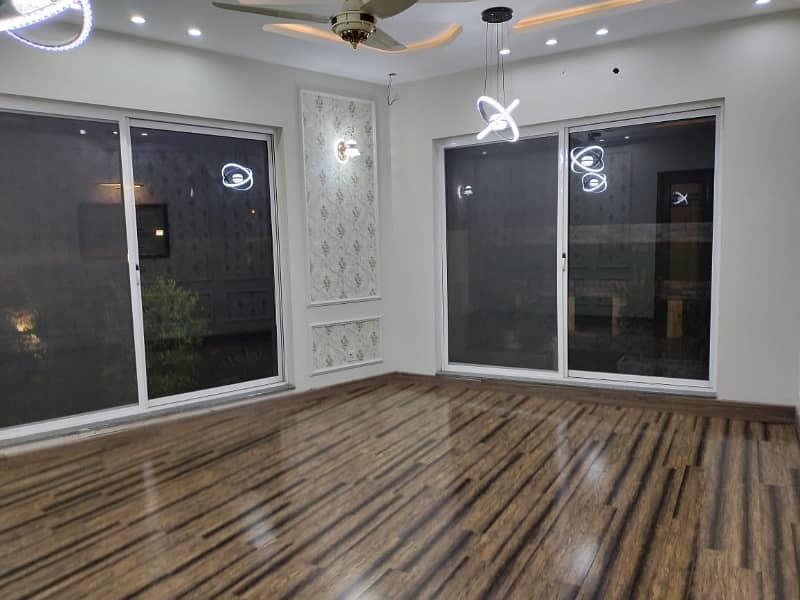 House 10 Marla For rent In Bahria Town - Sector E 9