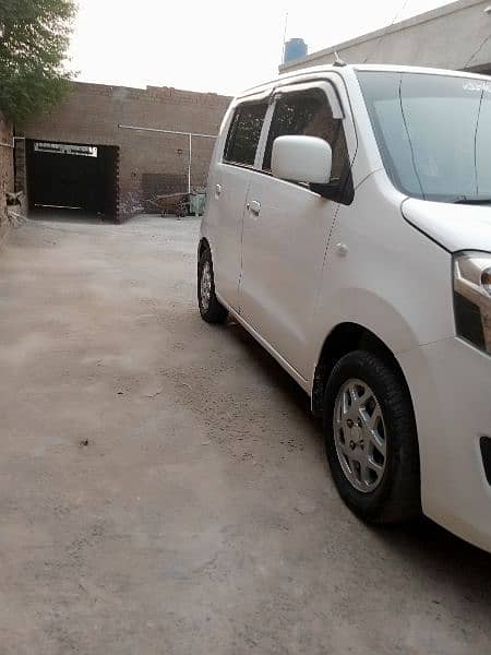 Suzuki Wagon R 2018 1