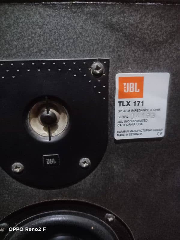 JBL TLX 171 tower speakers like good amplifier 1