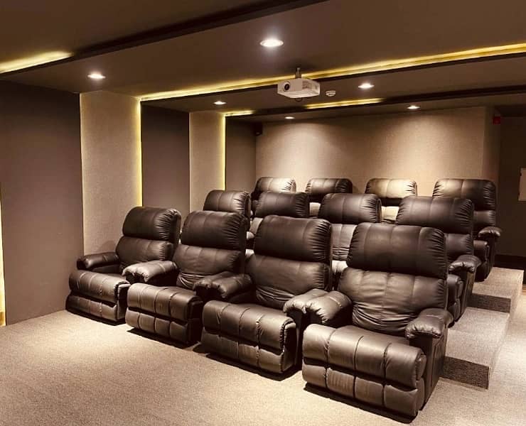 1 BHK Apartment +gym +cinema +pool Self checkin 12