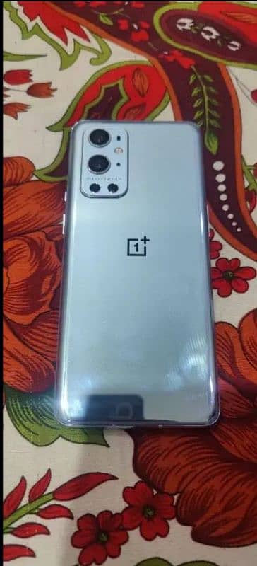 One plus 9 pro. 12/256gb. Exchange possible ha 3