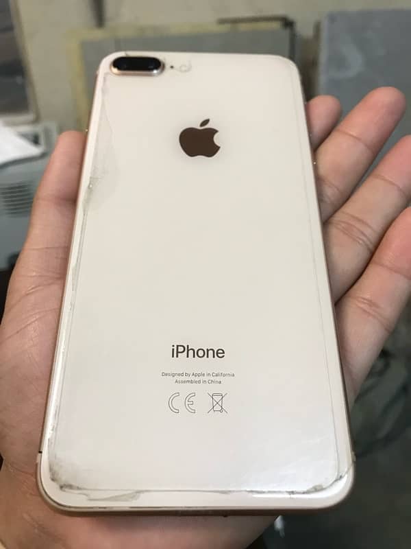 iphone 8  plus 1