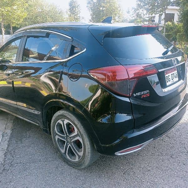 Honda Vezel 2016 Z, Hybrid 8