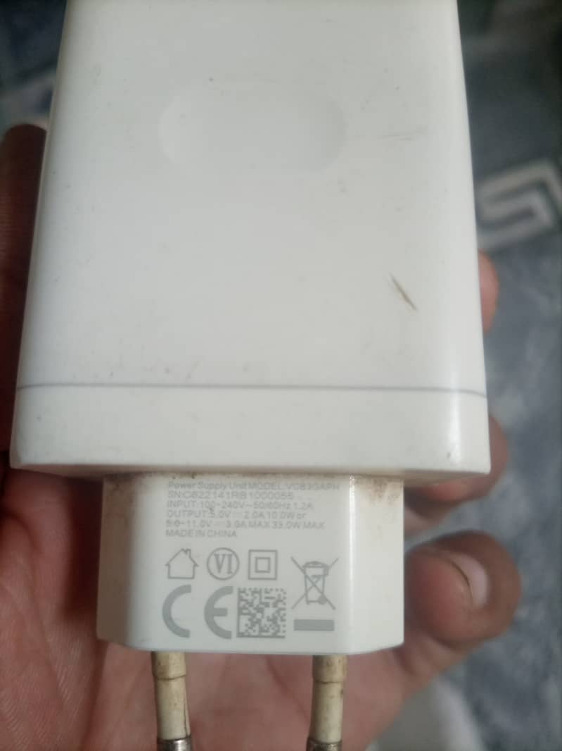 Oppo 33 watt origional charger 1