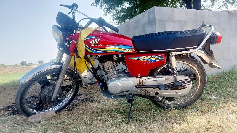 Honda 125 For Sale in Good condition 1