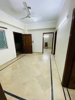 3 Bedrooms Beautiful Flat Available For Rent At Reasonable Price