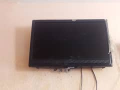 samsung lcd tv 28 inch urgent sale. 03175656339