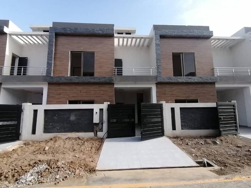 Prime Location 5 Marla House In DHA Defence For sale 4