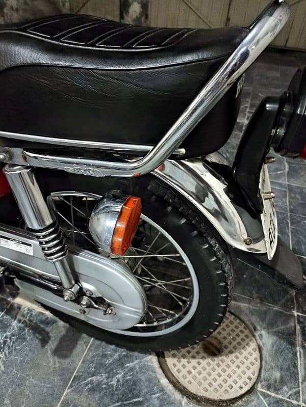 Honda 125 2021 model 03229789655 8