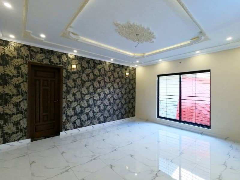 One Kanal Double Storey Facing Park Luxurious House With Luxurious Accessories In Marghzar Prime Location 27