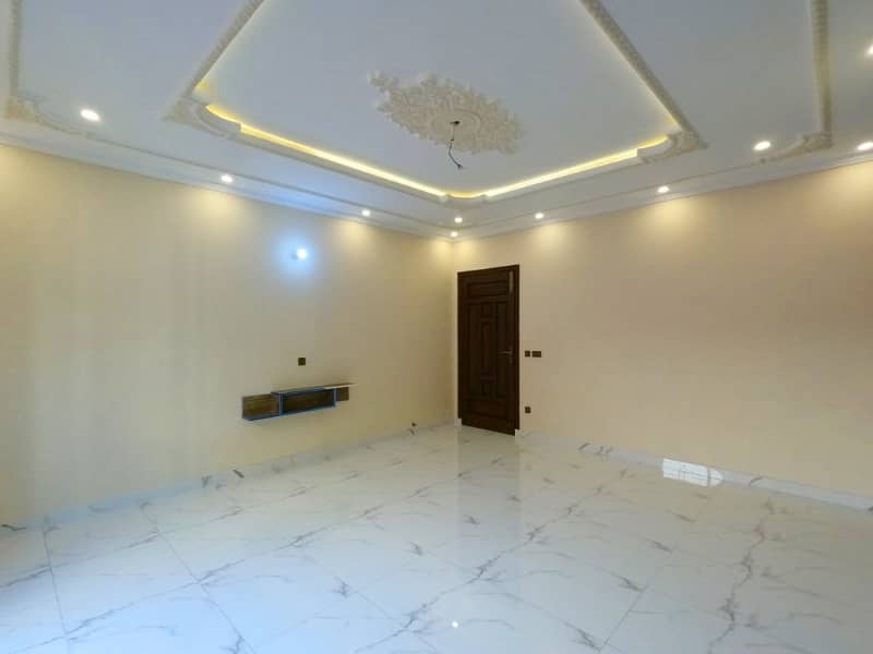 One Kanal Double Storey Facing Park Luxurious House With Luxurious Accessories In Marghzar Prime Location 28