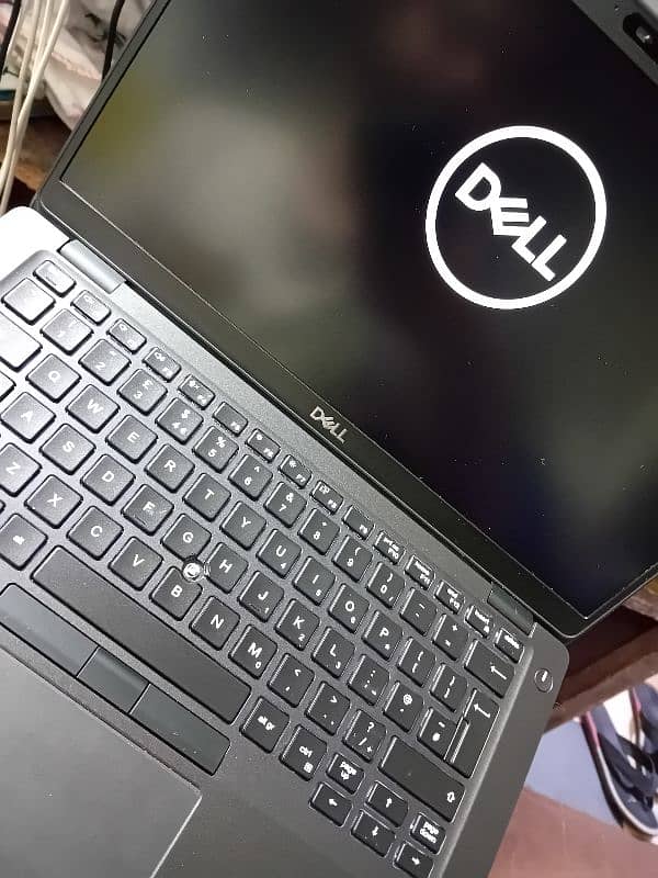 Dell latitude 5400 i5 8th gen 1