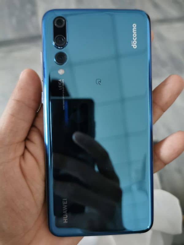 Huawei p20 pro 6/128 7