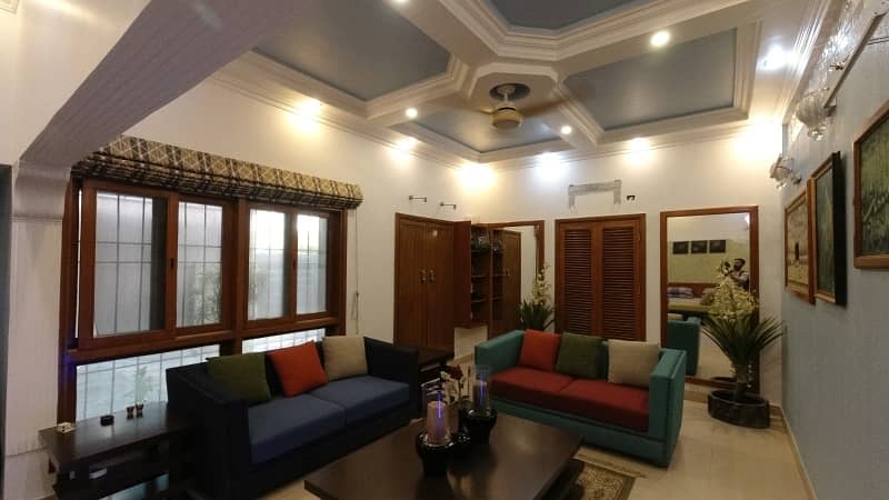 Gorgeous Prime Location 1500 Square Yards House For rent Available In Gulshan-e-Iqbal - Block 8 26