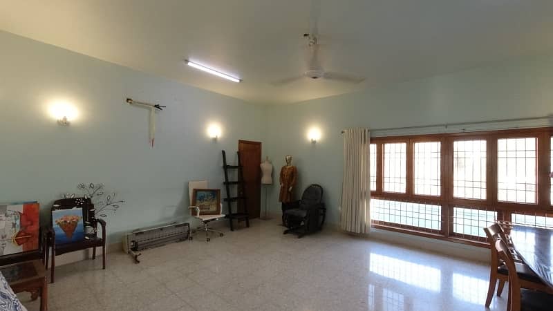 Gorgeous Prime Location 1500 Square Yards House For rent Available In Gulshan-e-Iqbal - Block 8 41