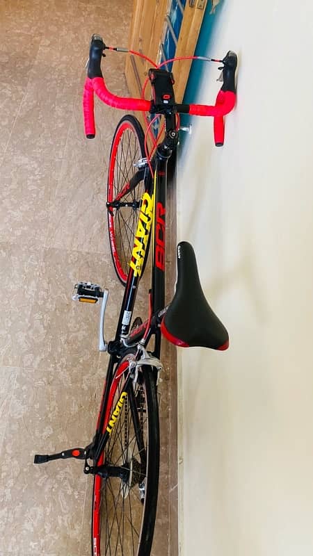 giant scr 2 professional road bicycle for sale just like brand new 5