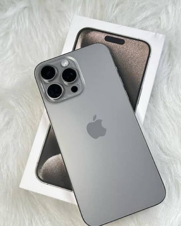 iPhone 15 pro natural titanium 0