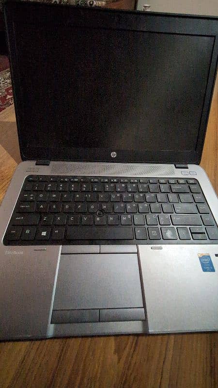 HP Elite book 840 G2 0