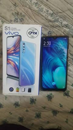 vivo s1 8/256 with box