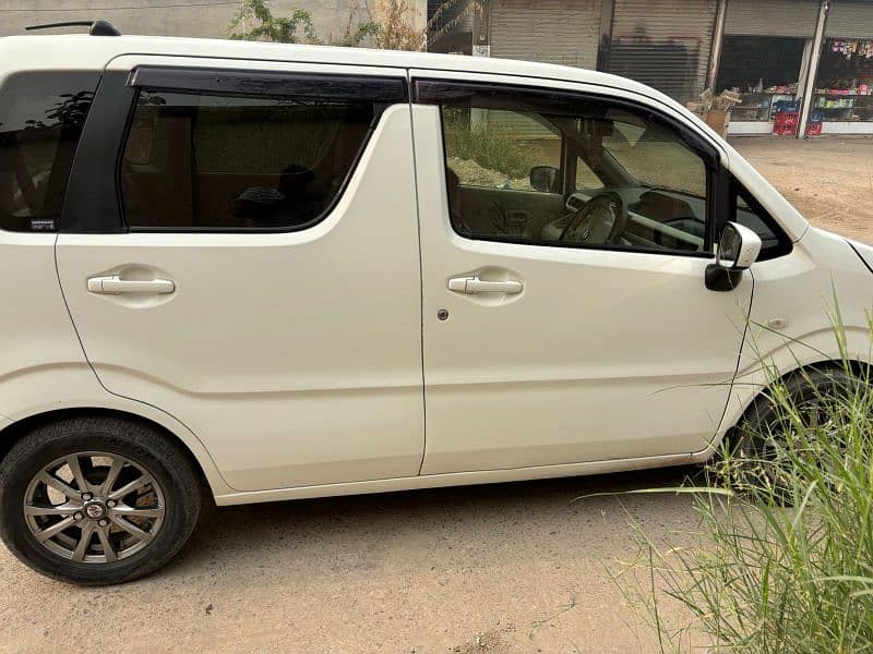 Suzuki Wagon R 2019 4