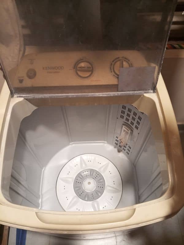 KENWOOD WASHING MACHINE 1