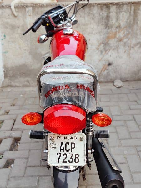 Excellent condition Honda CG 125 5