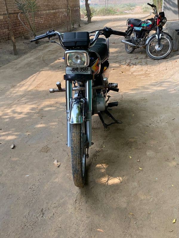 Honda  125 2