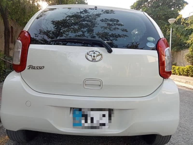 Toyota Passo 2015 full option genuine condition 12