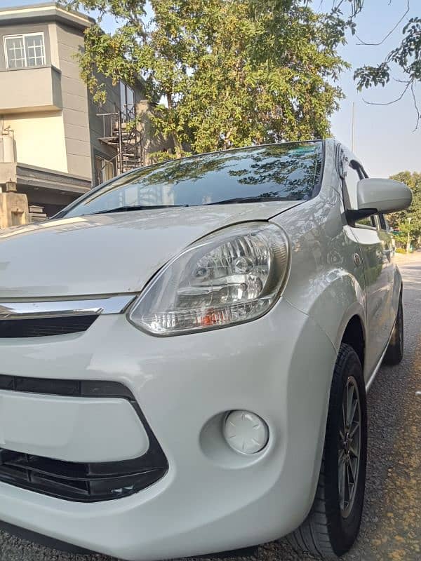 Toyota Passo 2015 full option genuine condition 14